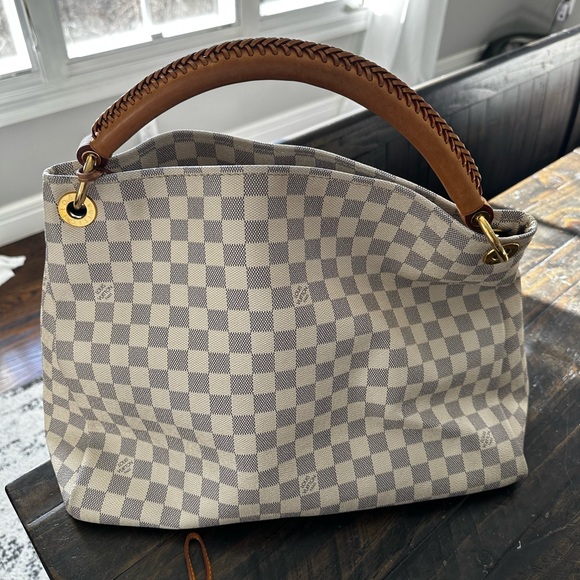 Louis Vuitton Artsy - Picture 1 of 7
